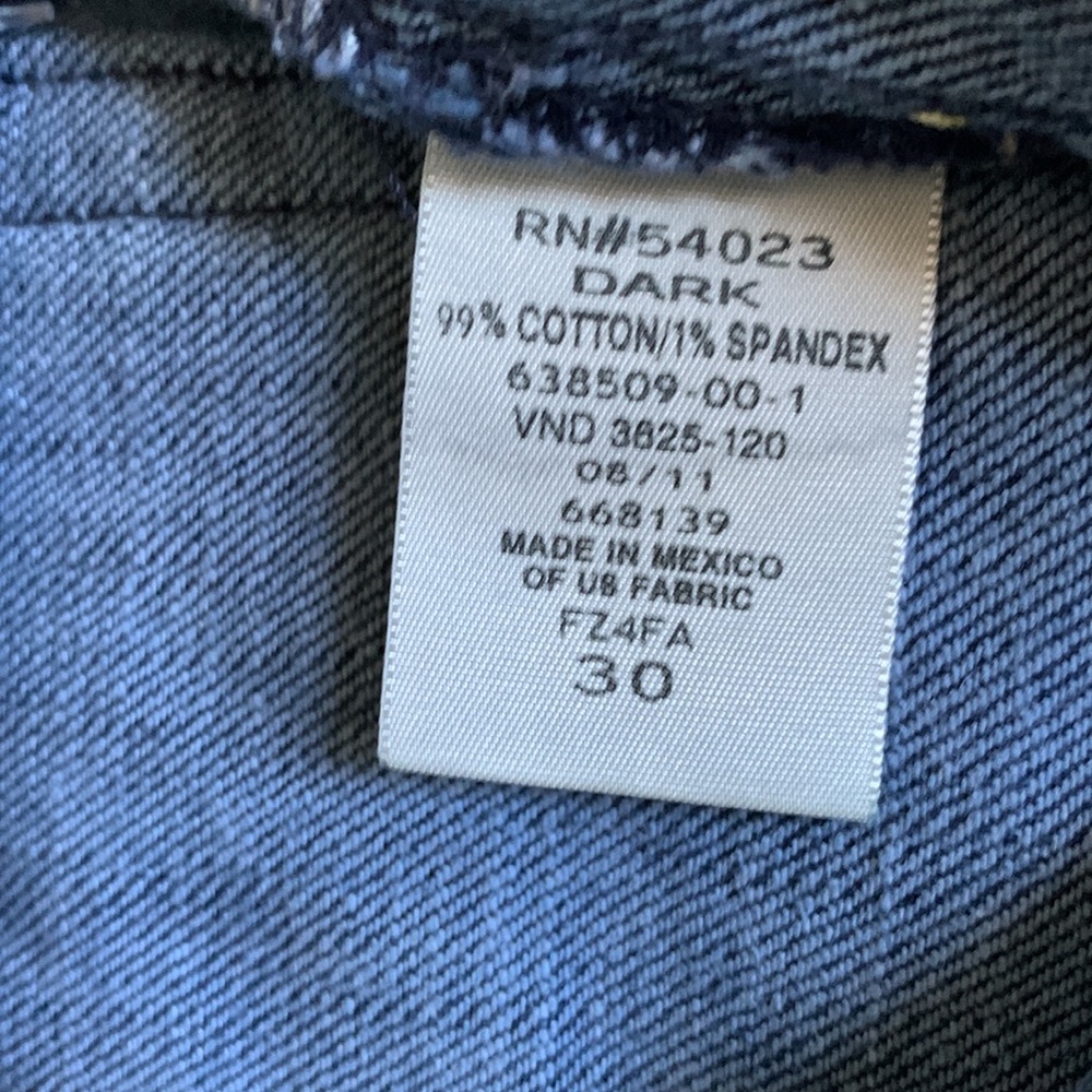 EUC GAP Denim Pencil Skirt - Picture 4 of 4